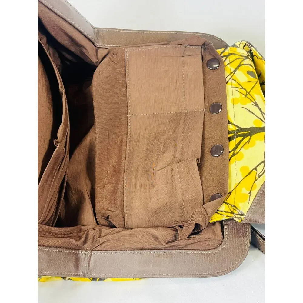Petunia Pickle Bottom Diaper Bag Wristlet Yellow Birds Changing Pad Water Resist